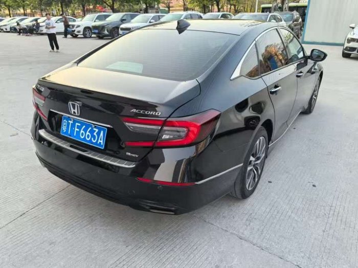 2022 Accord Hybrid 2.0L Cool Edition, Июнь 2022 г., пробег 30000 км. (Б/у) Передний — изображение 3
