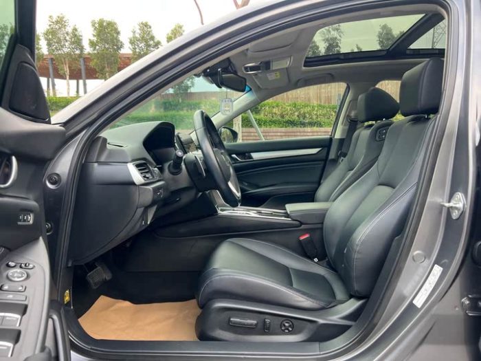 2018 Accord Hybrid 2.0L Smart Edition National VI, Октябрь 2020 г., пробег 81000 км. (Б/у) Передний — изображение 3