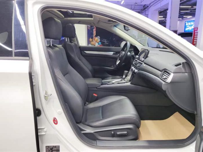 Accord 2018 260TURBO Elite Edition National V, Март 2021 г., пробег 35400 км. (Б/у) Передний — изображение 3