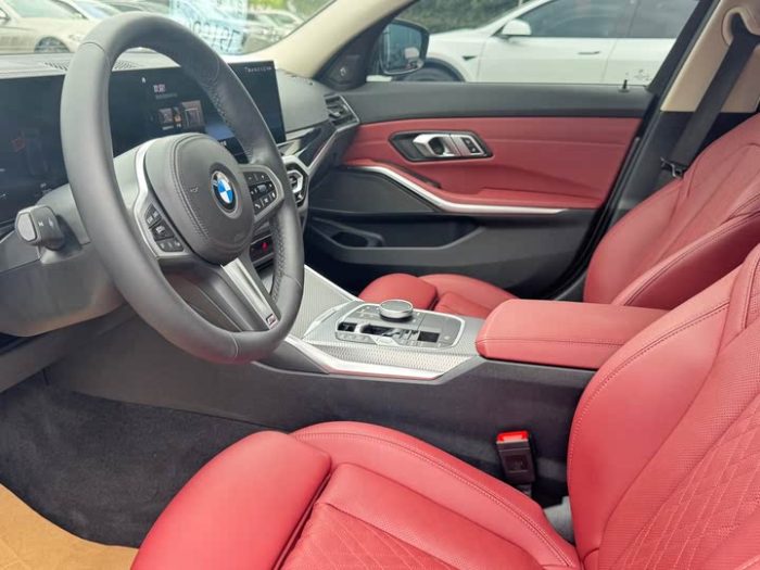 BMW 3 Series 2023 325Li M Sport Night Edition, Апрель 2023 г., пробег 28000 км. (Б/у) Задний — изображение 3