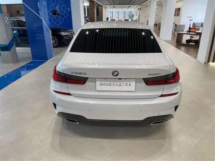 BMW 3 Series 2022 325i M Sport Package, Февраль 2022 г., пробег 47000 км. (Б/у) Задний — изображение 3