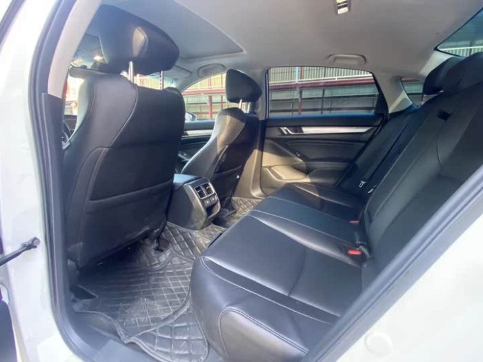 2022 Accord Hybrid 2.0L Sharp Edition, Апрель 2023 г., пробег 28000 км. (Б/у) Передний — изображение 4