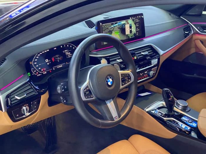 BMW 5 Series 2021 530Li Exclusive M Sport Package, Ноябрь 2020 г., пробег 29000 км. (Б/у) Задний — изображение 4