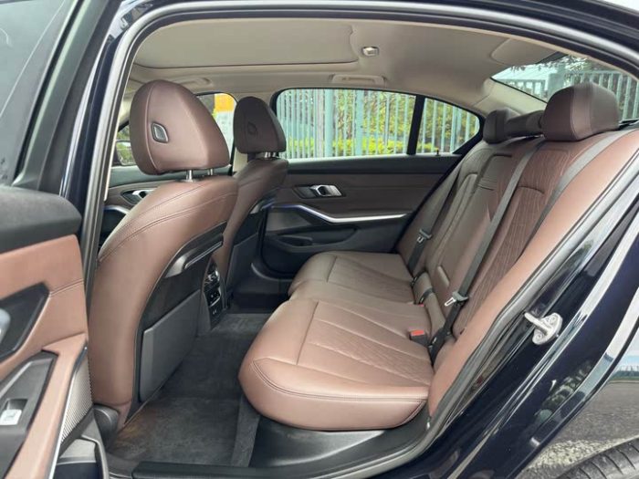 BMW 3 Series 2022 325Li M Sport Package, Январь 2022 г., пробег 80000 км. (Б/у) Задний — изображение 4