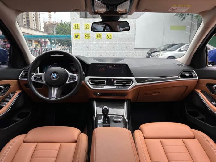 BMW 3 Series 2020 325Li M Sport Package, Сентябрь 2020 г., пробег 82000 км. (Б/у) Задний — изображение 4