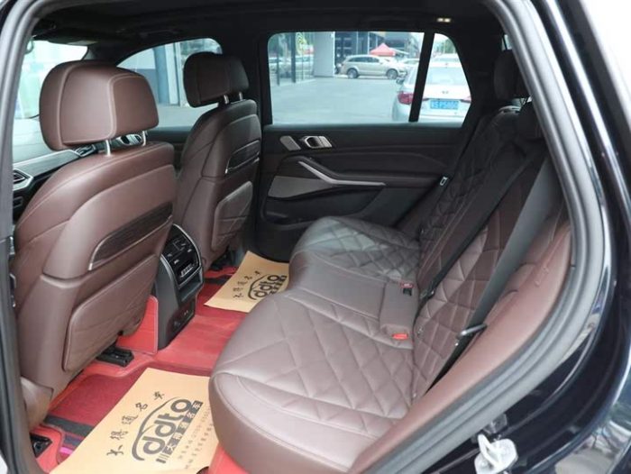 BMW X5 2022 facelift xDrive 40Li M Sport package, Декабрь 2022 г., пробег 28000 км. (Б/у) Полный — изображение 4