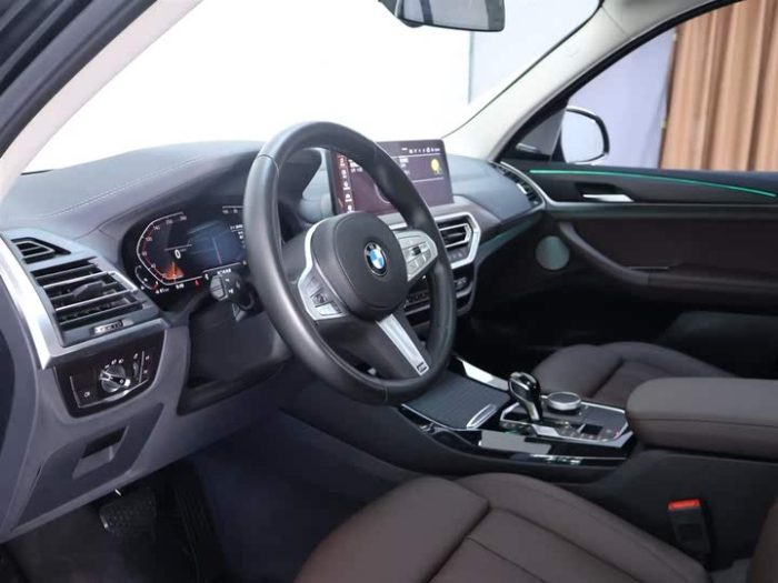 BMW X3 2023 xDrive30i Leading M Night Edition, Март 2023 г., пробег 28400 км. (Б/у) Полный — изображение 4