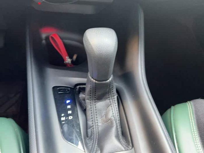 Toyota C-HR 2021 2.0L Comfort Edition, Декабрь 2021 г., пробег 26600 км. (Б/у) Передний — изображение 4