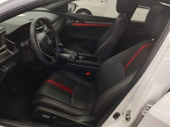 Civic 2021 HATCHBACK 220TURBO CVT Cool Control, Ноябрь 2021 г., пробег 29000 км. (Б/у) Передний — изображение 5