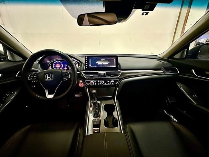 2022 Accord 260TURBO Fantasy Night Premium Edition, Март 2023 г., пробег 30000 км. (Б/у) Передний — изображение 5