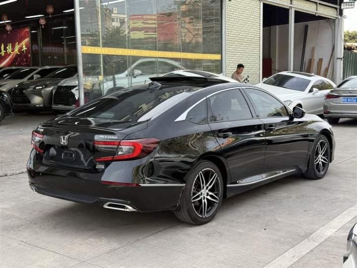 2022 Accord 260TURBO Fantasy Night Premium Edition, Январь 2023 г., пробег 33000 км. (Б/у) Передний — изображение 5