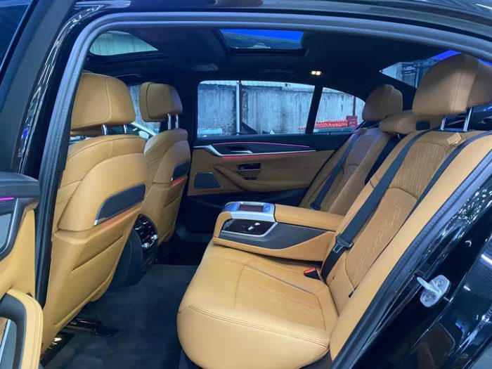 BMW 5 Series 2021 530Li Exclusive M Sport Package, Ноябрь 2020 г., пробег 29000 км. (Б/у) Задний — изображение 5