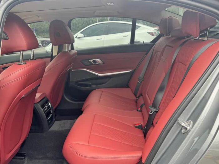 BMW 3 Series 2023 325Li M Sport Night Edition, Апрель 2023 г., пробег 28000 км. (Б/у) Задний — изображение 5