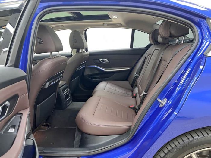 BMW 3 Series 2020 325Li M Sport Package, Сентябрь 2020 г., пробег 75000 км. (Б/у) Задний — изображение 5