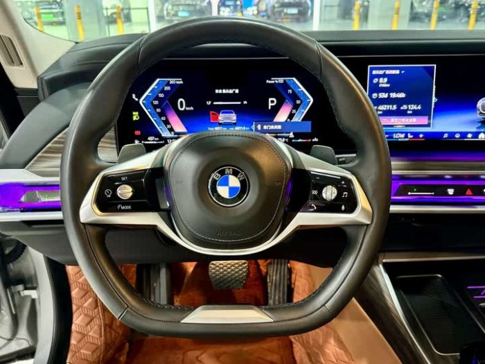 BMW 7 Series 2023 735Li Luxury Package, Апрель 2023 г., пробег 46000 км. (Б/у) Задний — изображение 5