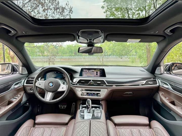 BMW 7 Series 2019 facelift 740Li Exclusive M Sport Package, Июнь 2020 г., пробег 60000 км. (Б/у) Задний — изображение 5
