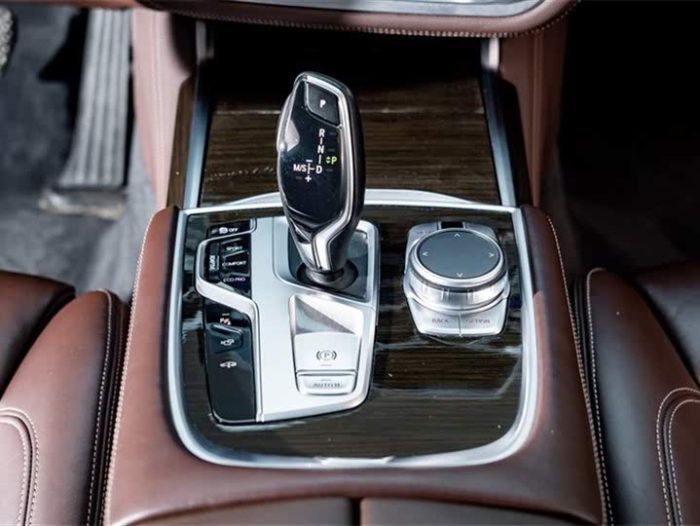 BMW 7 Series 2019 730Li Luxury Package, Октябрь 2020 г., пробег 78500 км. (Б/у) Задний — изображение 5