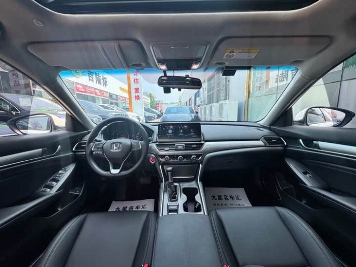 Accord 2022 260TURBO Luxury Edition, Июль 2022 г., пробег 28000 км. (Б/у) Передний — изображение 6