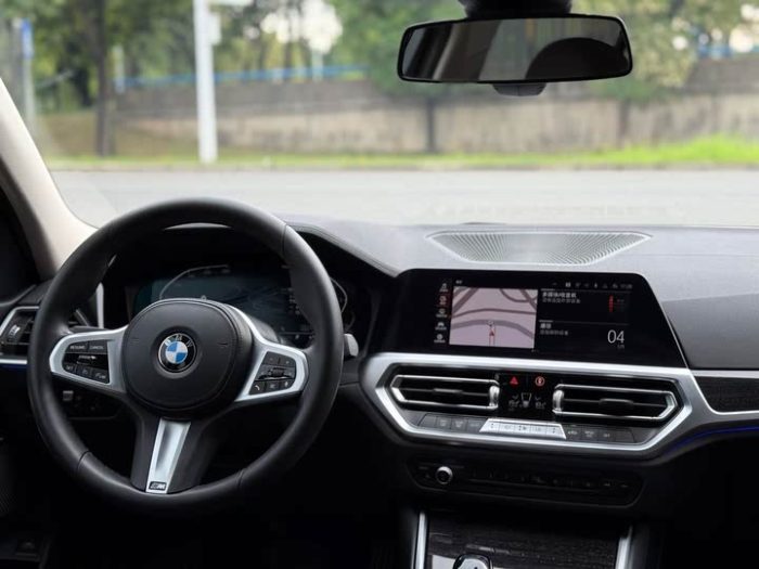 BMW 3 Series 2022 325Li M Sport Package, Январь 2022 г., пробег 80000 км. (Б/у) Задний — изображение 6
