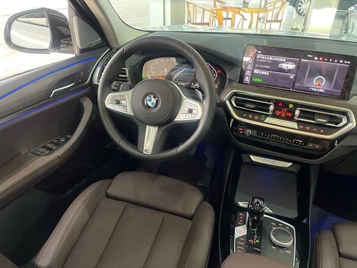 BMW X3 2023 xDrive30i Leading M Night Edition, Май 2023 г., пробег 20000 км. (Б/у) Полный — изображение 6