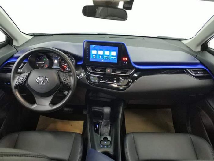 Toyota C-HR 2022 2.0L Leading Edition, Февраль 2023 г., пробег 13300 км. (Б/у) Передний — изображение 6