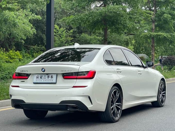 BMW 3 Series 2022 330Li xDrive M Sport Night Edition, Апрель 2021 г., пробег 14000 км. (Б/у) Задний — изображение 7