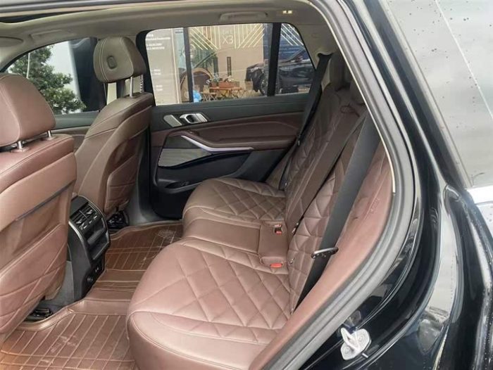 BMW X5 2022 xDrive 30Li Exclusive M Sport Package, Апрель 2023 г., пробег 71000 км. (Б/у) Полный — изображение 7