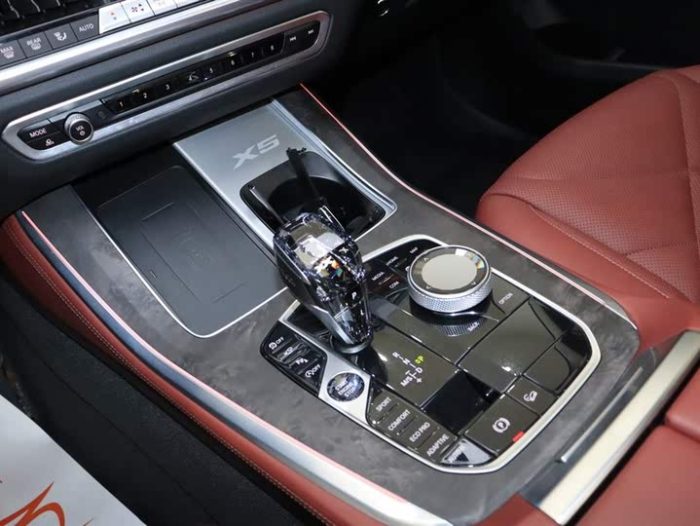 BMW X5 2022 xDrive 30Li Exclusive M Sport Package, Октябрь 2022 г., пробег 21000 км. (Б/у) Полный — изображение 7