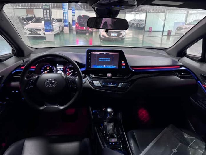 Toyota C-HR 2020 2.0L Ultimate Edition, Январь 2021 г., пробег 34000 км. (Б/у) Передний — изображение 7