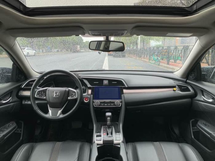 Civic 2019 220TURBO CVT Power Edition National V, Ноябрь 2020 г., пробег 33000 км. (Б/у) Передний — изображение 7