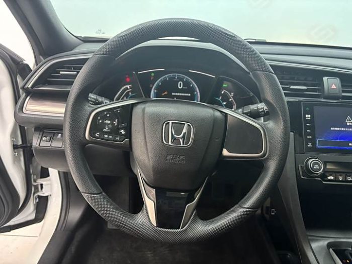 Civic 2021 HATCHBACK 220TURBO CVT New Control, Август 2022 г., пробег 23500 км. (Б/у) Передний — изображение 7