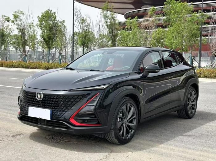 Changan UNI-T 2020 1.5T Flagship Model, Август 2020 г., пробег 65000 км. (Б/у) Передний