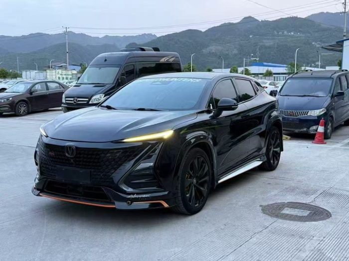 Changan UNI-T 2022 1.5T Sports Edition Premium Edition, Октябрь 2021 г., пробег 40000 км. (Б/у) Передний
