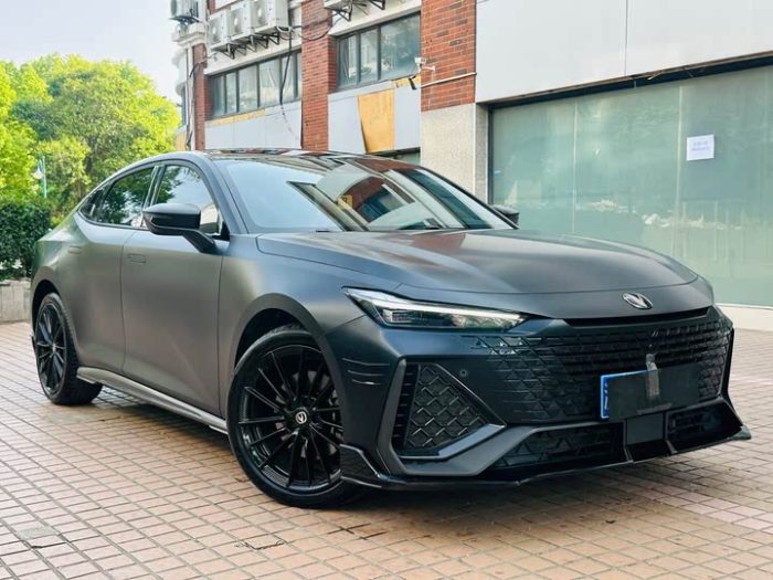 Changan UNI-V 2023 2.0T Speed ​​Edition, Июнь 2023 г., пробег 5000 км. (Б/у) Передний — изображение 2