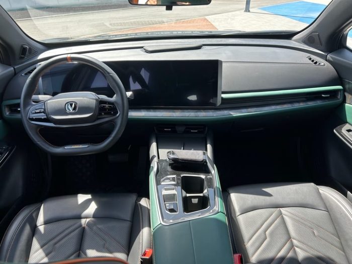 Changan UNI-T 2023 second generation 1.5T sports version flagship model, Март 2023 г., пробег 3200 км. (Б/у) Передний — изображение 3