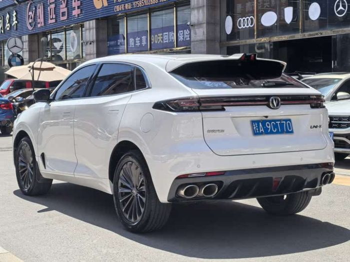 Changan UNI-K 2021 2.0T Premium Edition, Декабрь 2021 г., пробег 40000 км. (Б/у) Передний — изображение 3