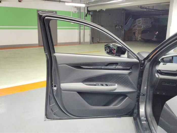 Changan UNI-V 2022 1.5T Premium Edition, Октябрь 2022 г., пробег 40900 км. (Б/у) Передний — изображение 3