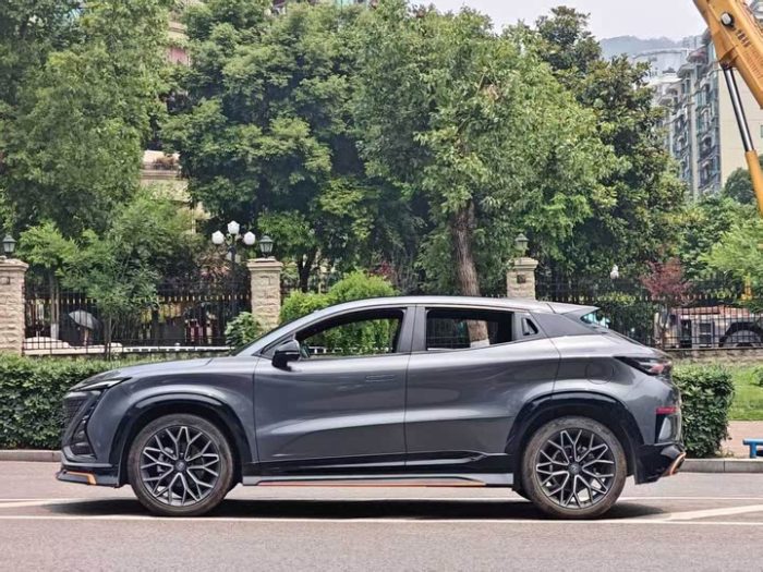 Changan UNI-T 2022 1.5T Excellence Edition, Январь 2023 г., пробег 33000 км. (Б/у) Передний — изображение 4