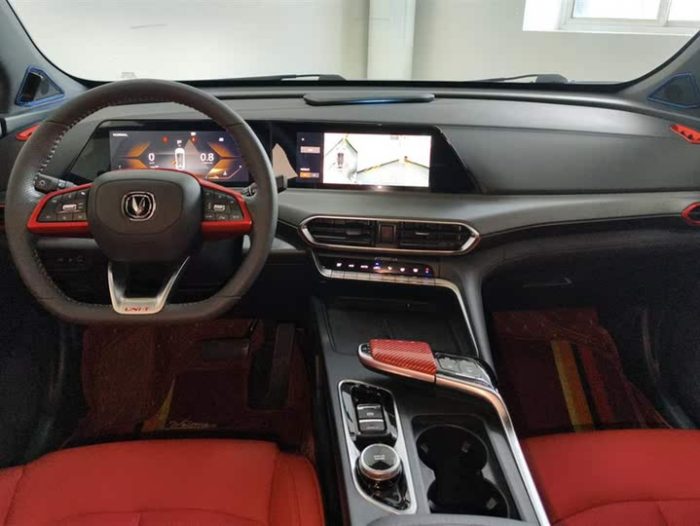 Changan UNI-T 2020 1.5T Flagship Model, Июнь 2021 г., пробег 18200 км. (Б/у) Передний — изображение 4
