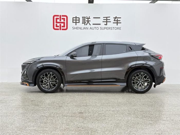 Changan UNI-T 2022 2.0T Sports Edition Premium Edition, Январь 2023 г., пробег 18000 км. (Б/у) Передний — изображение 4