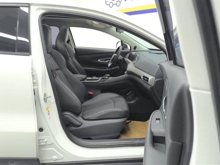 Changan UNI-T 2020 1.5T Premium Edition, Июль 2021 г., пробег 28000 км. (Б/у) Передний — изображение 4