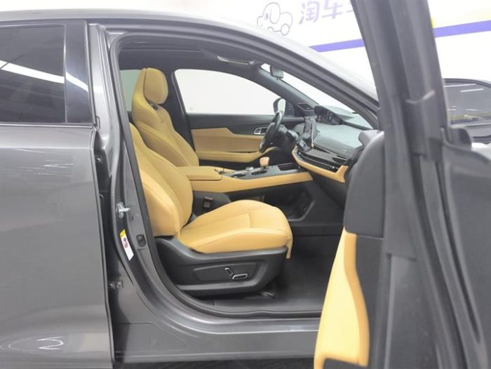 Changan UNI-K 2021 2.0T Excellence Edition, Январь 2022 г., пробег 36700 км. (Б/у) Передний — изображение 4