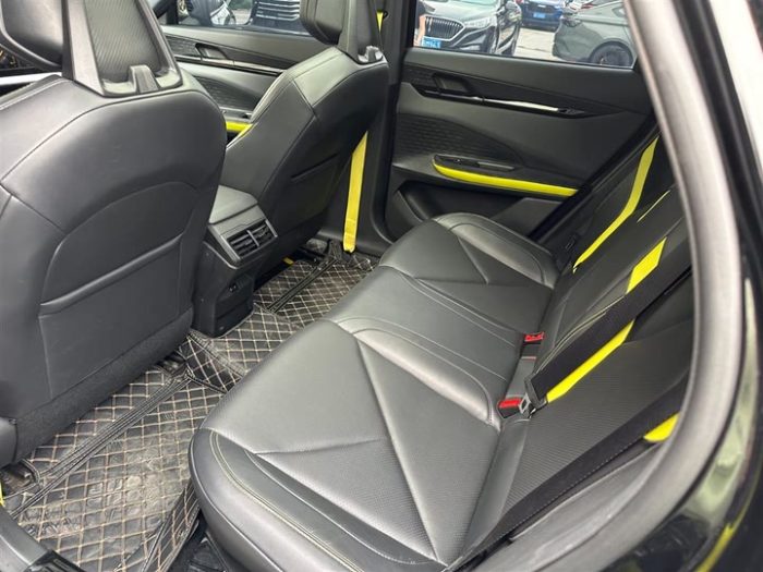 Changan UNI-V 2022 1.5T Sports Edition, Апрель 2022 г., пробег 14000 км. (Б/у) Передний — изображение 5