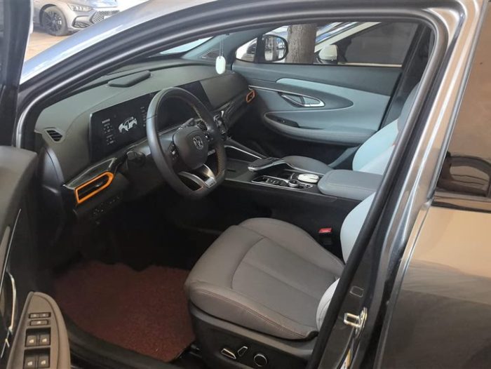 Changan UNI-T 2022 1.5T Flagship Model, Март 2022 г., пробег 23200 км. (Б/у) Передний — изображение 5