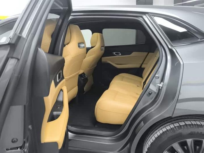 Changan UNI-K 2021 2.0T Excellence Edition, Январь 2022 г., пробег 36700 км. (Б/у) Передний — изображение 5