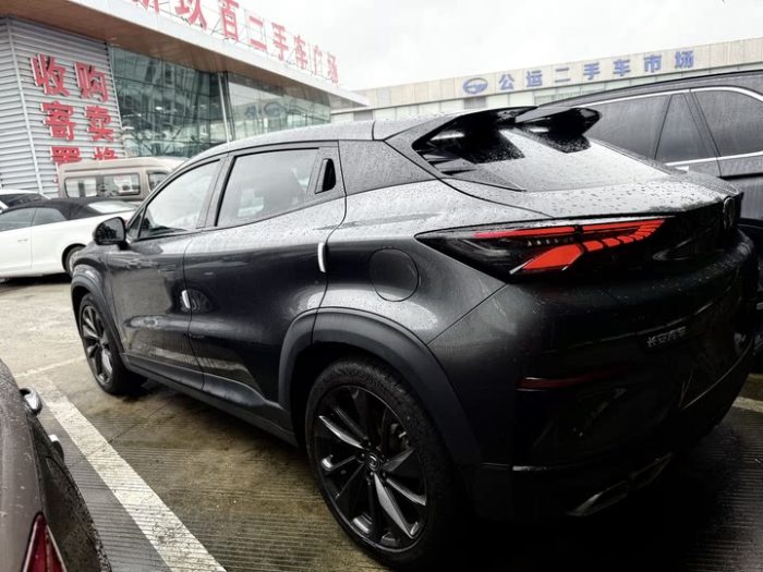 Changan UNI-T 2021 1.5T Excellence Edition, Август 2021 г., пробег 50000 км. (Б/у) Передний — изображение 6