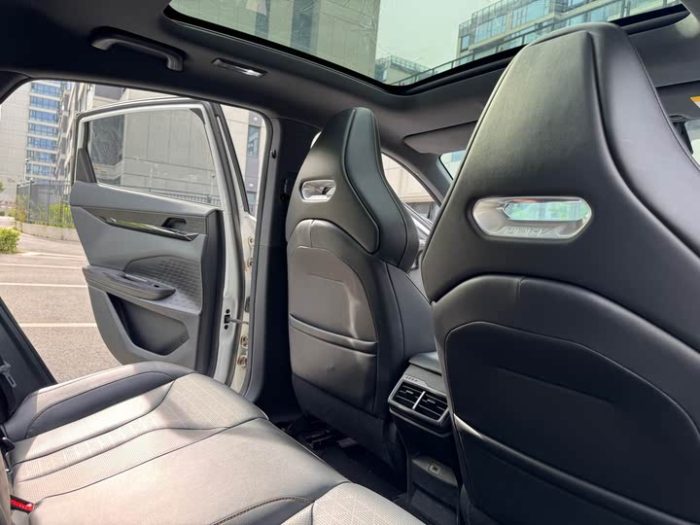 Changan UNI-V 2023 2.0T Fengsu Edition, Декабрь 2022 г., пробег 17700 км. (Б/у) Передний — изображение 5