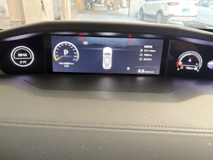 Changan UNI-V 2022 1.5T Excellence Edition, Сентябрь 2022 г., пробег 40000 км. (Б/у) Передний — изображение 7
