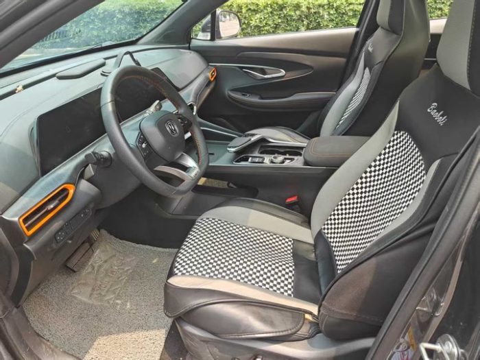 Changan UNI-T 2022 1.5T Excellence Edition, Январь 2023 г., пробег 33000 км. (Б/у) Передний — изображение 7
