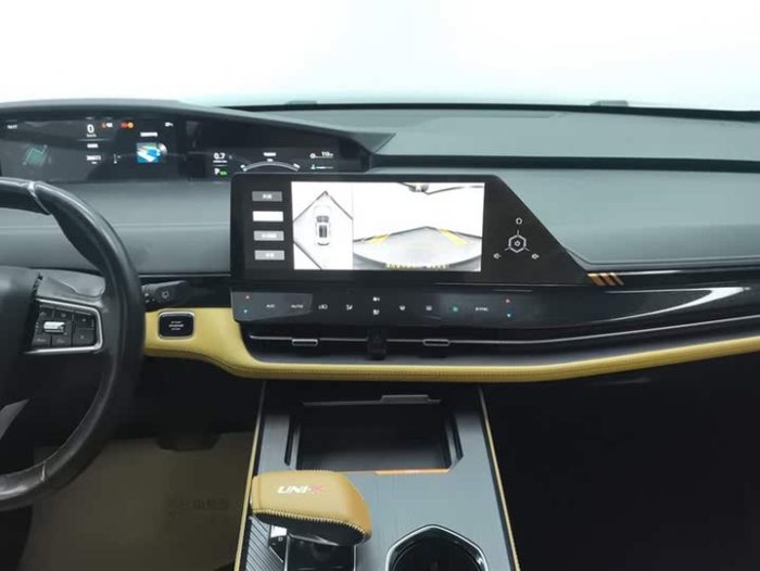 Changan UNI-K 2021 2.0T Excellence Edition, Январь 2022 г., пробег 36700 км. (Б/у) Передний — изображение 7